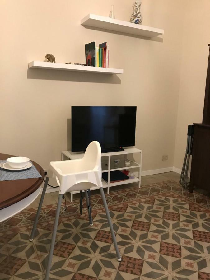 Sammartino 108 Apartment Palermo Luaran gambar
